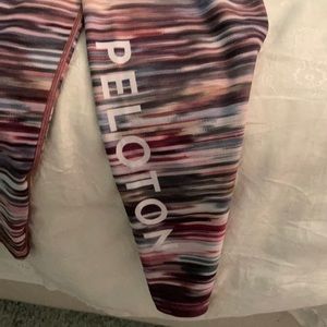 Peloton leggings size XL